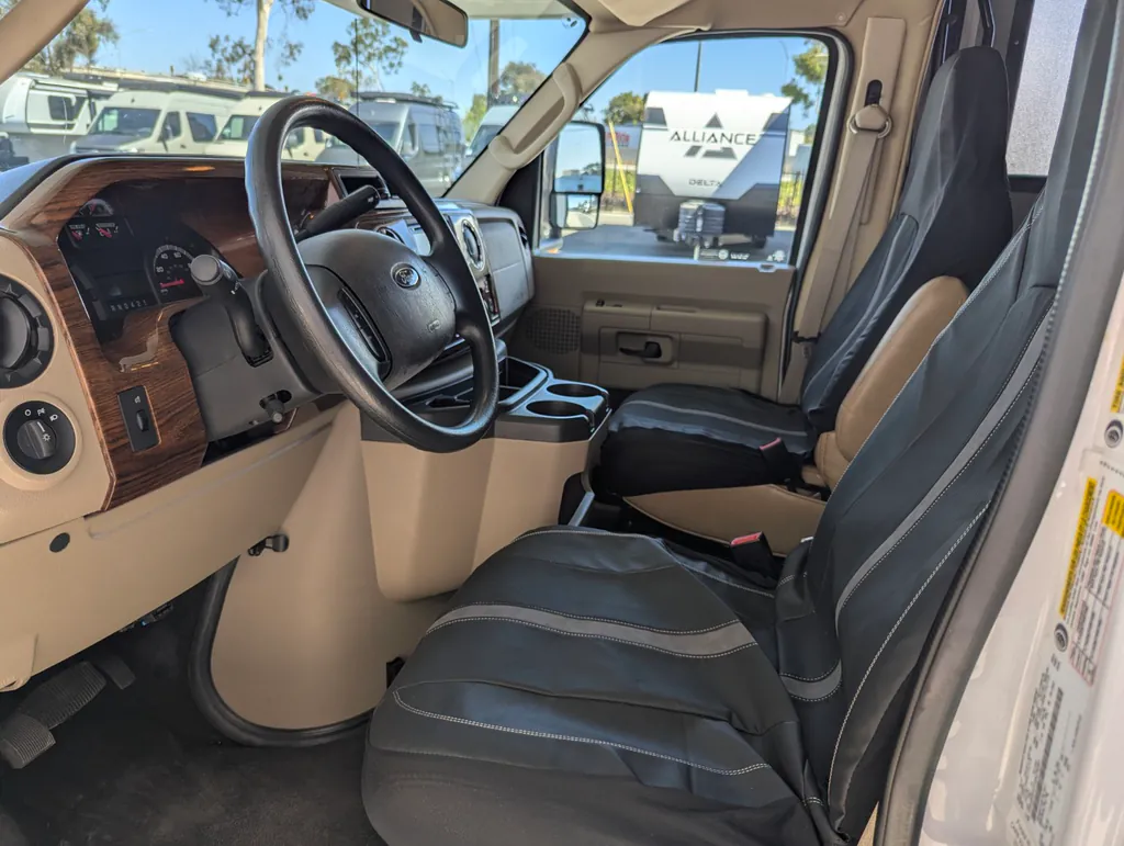 2018 Forest River Forester 2421MS, Photos photo 9