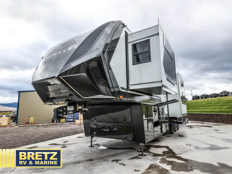 2026 Brinkley Model G 3250 - Photo 4