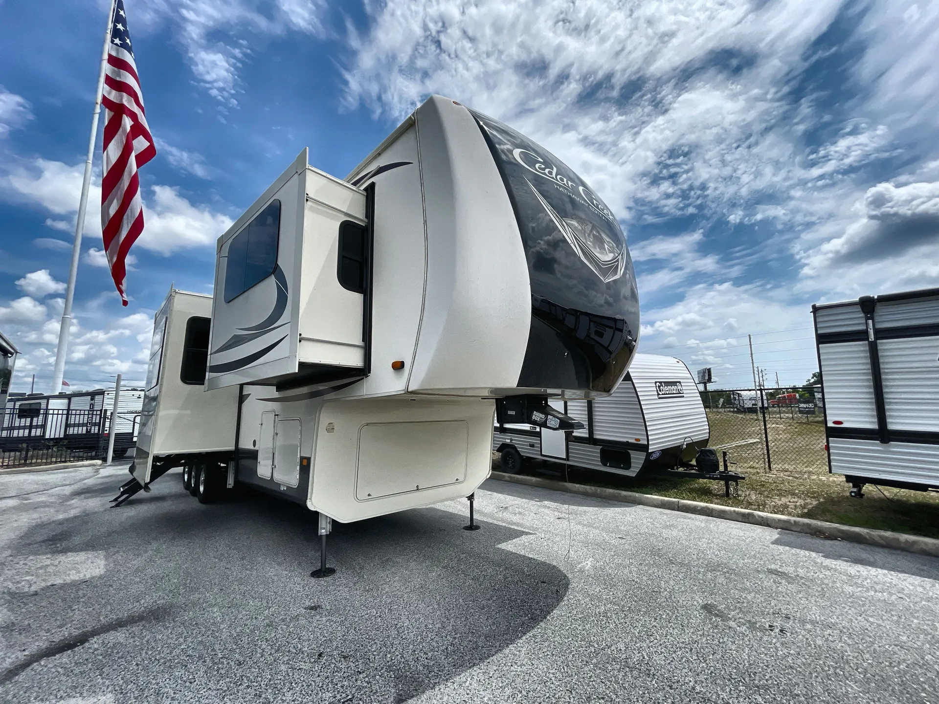 2020 Forest River Cedar Creek Hathaway Edition 38RTH - Photo 2