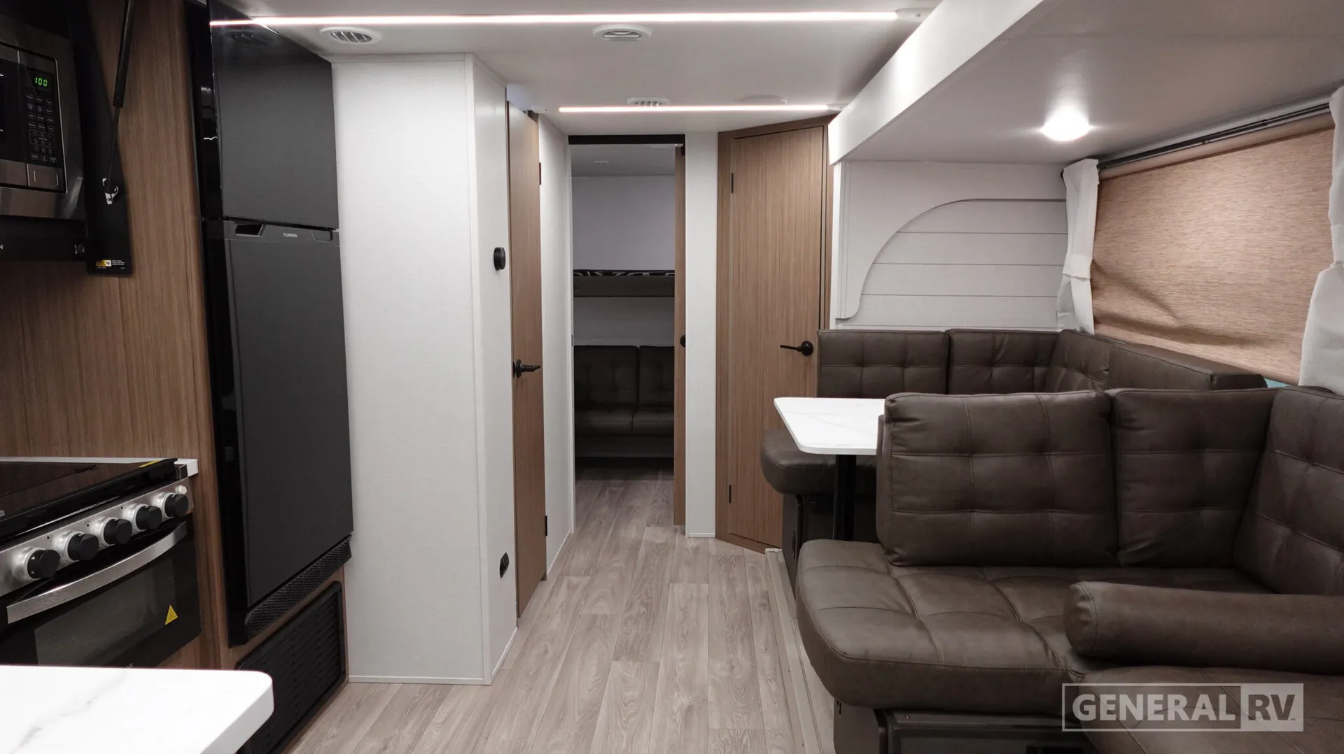 2026 Forest River Wildwood X-Lite 273QBXL - Photo 3