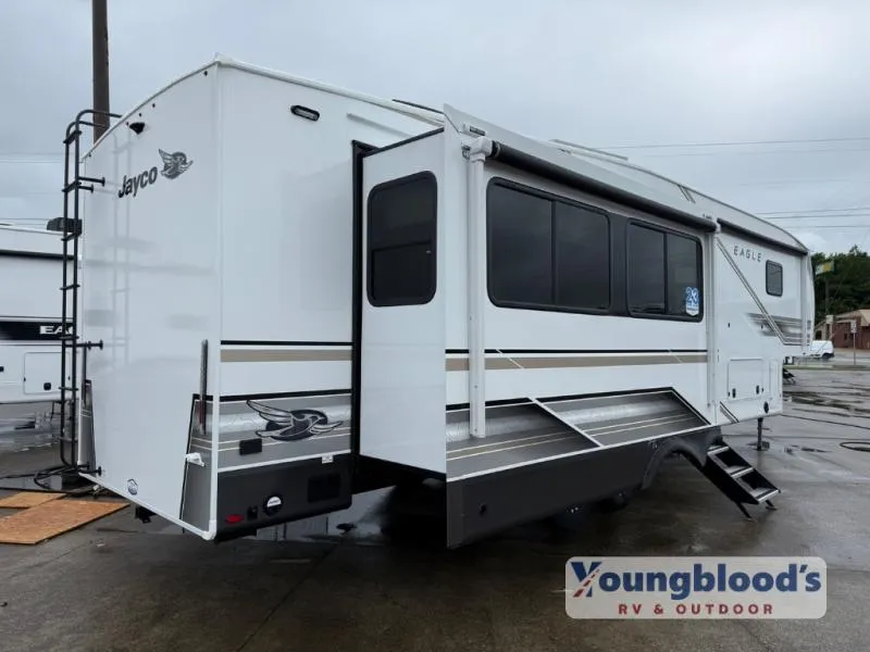 2027 Jayco Eagle 335LSTS - Photo 4