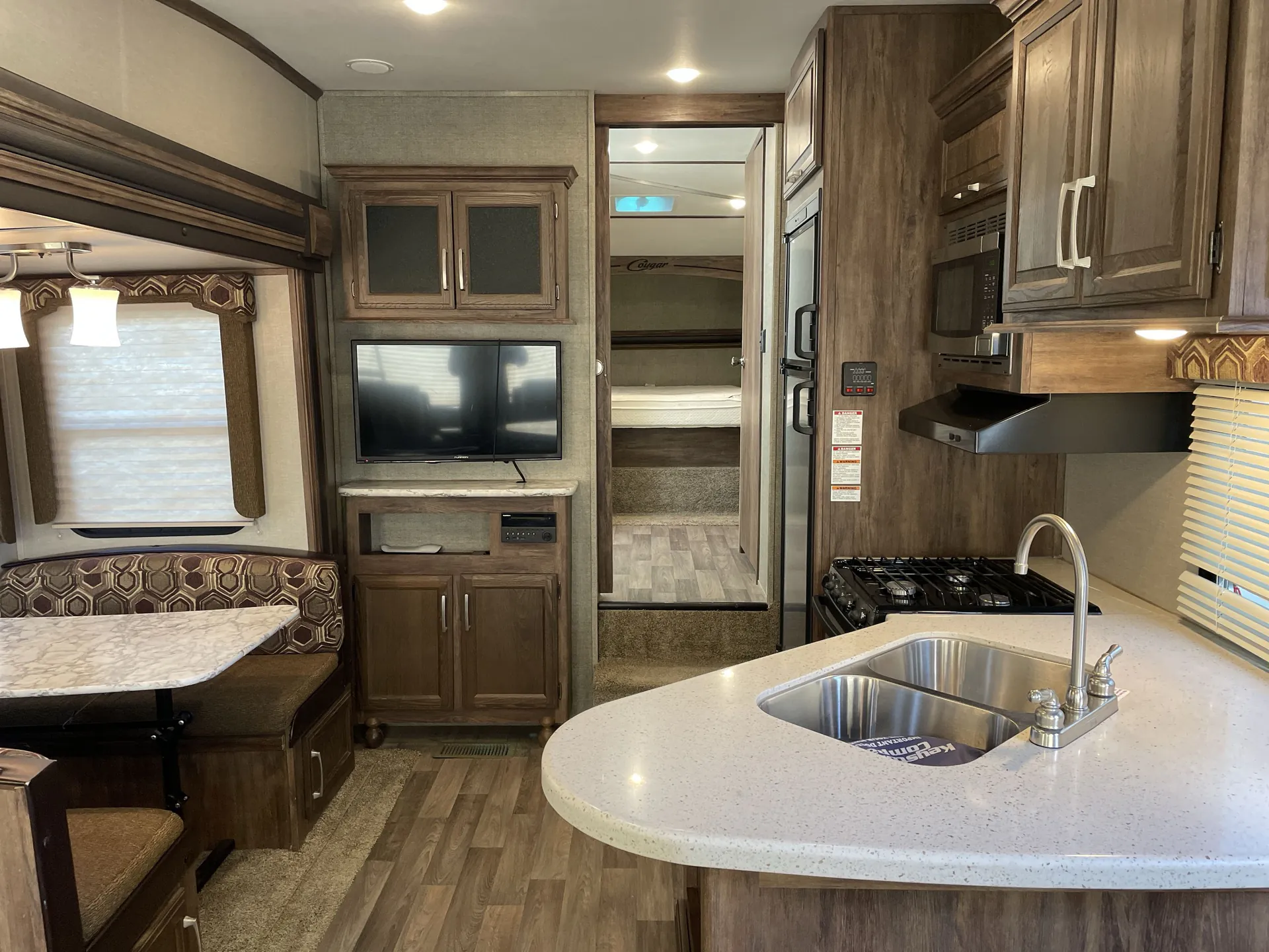 2017 Keystone Cougar 268RLSWE — living area main