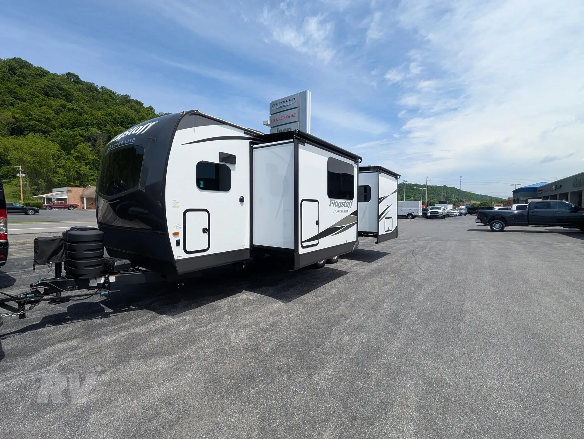 2025 Forest River Flagstaff Super Lite 26SFK - Photo 2