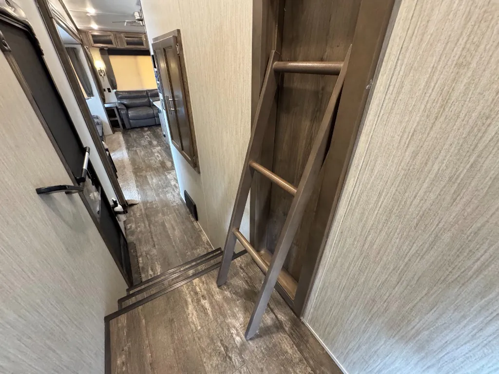 2019 Forest River Sabre 36BHQ, Photos photo 41