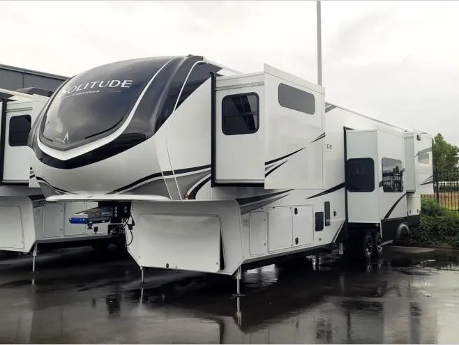2026 Grand Design Solitude 390RK - Photo 4