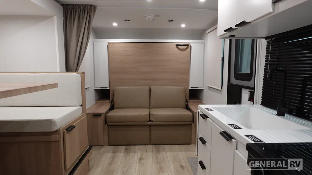 2027 Winnebago Micro Minnie 2108DS, Photos photo 4