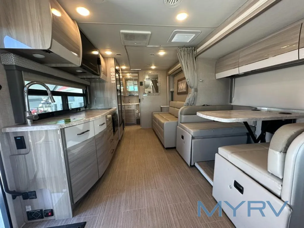 2023 Thor Motor Coach Tiburon 24FB, Photos photo 12