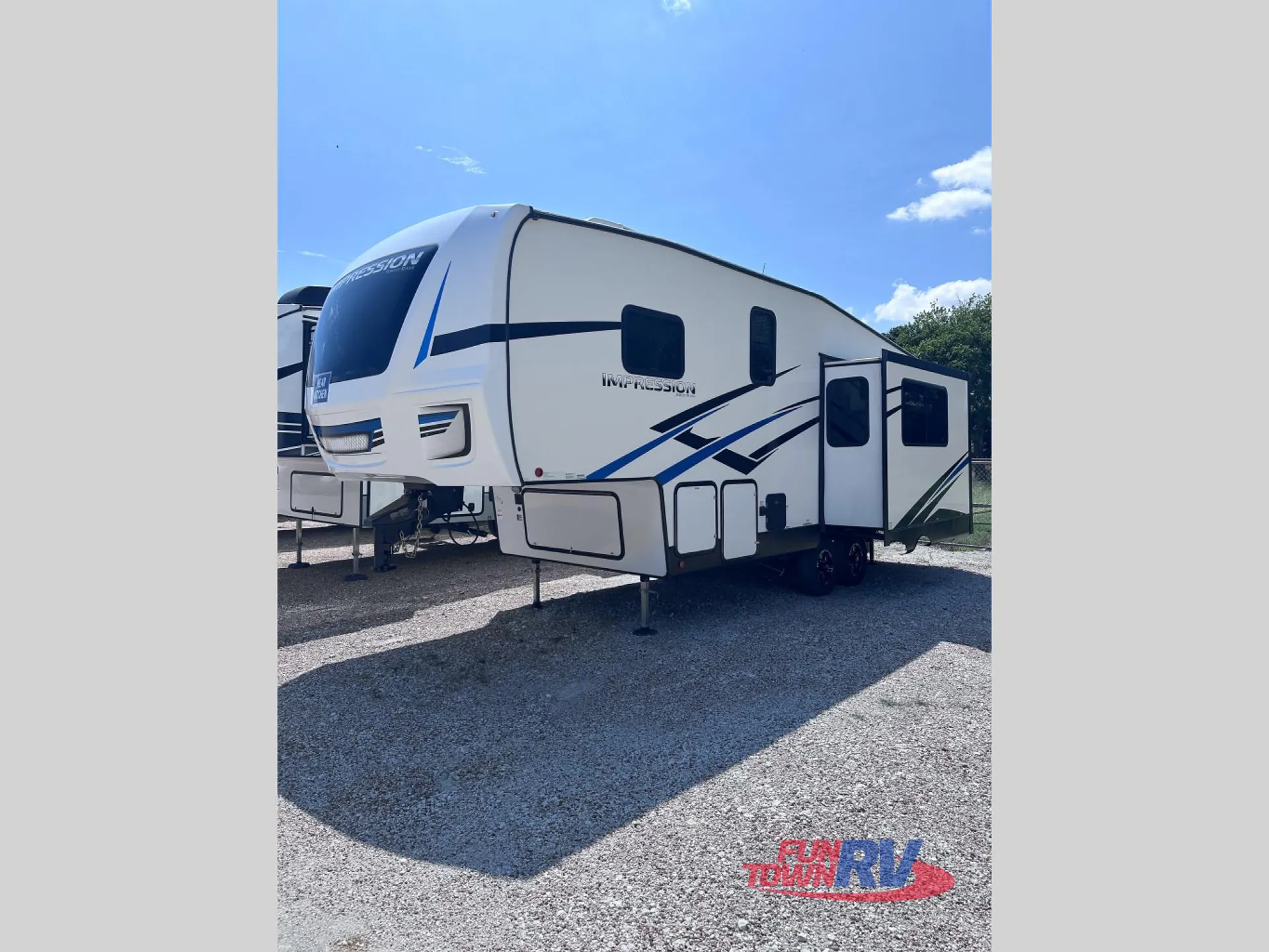 2023 Forest River Impression 235RW - Photo 4