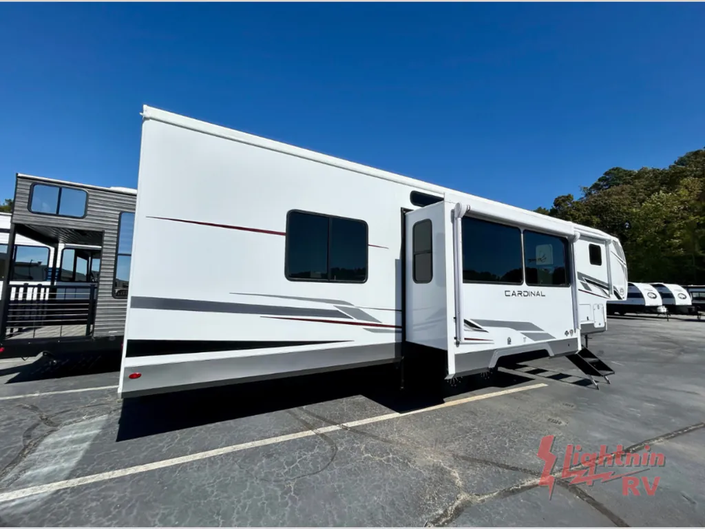 2026 Forest River Cardinal 34CRIB, Photos photo 4