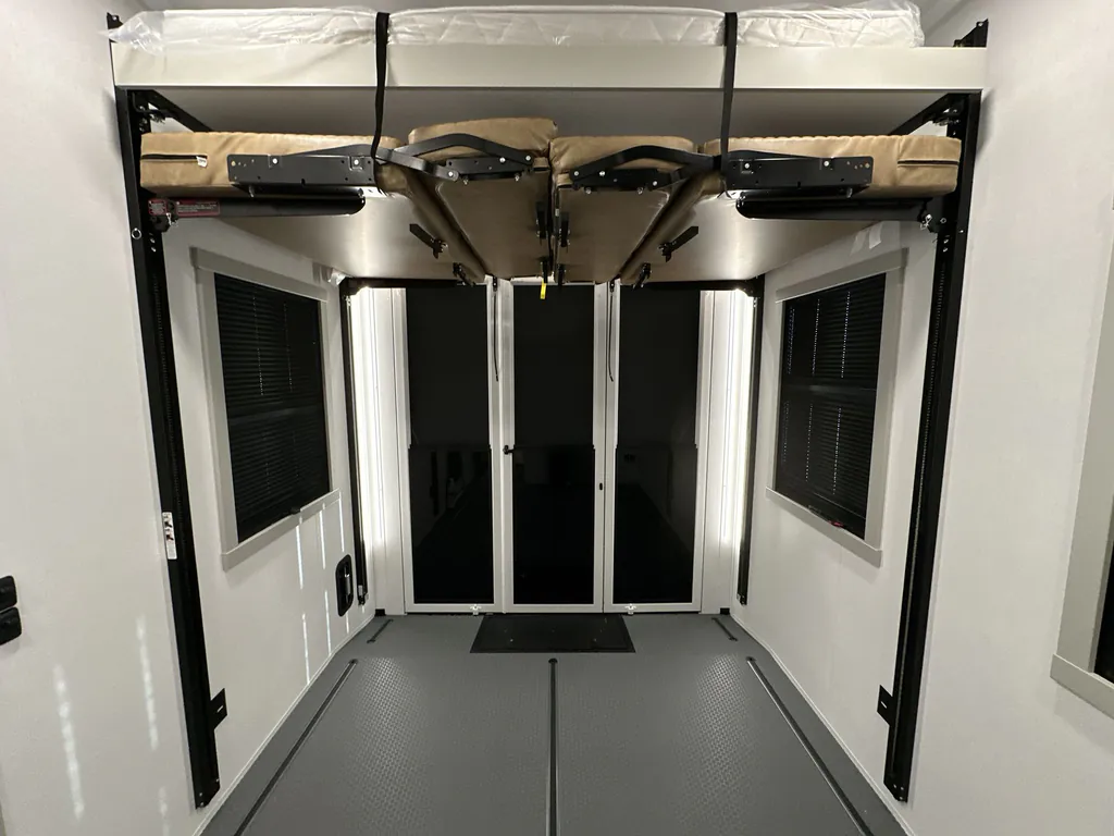 2026 Brinkley Model G 3970, Photos photo 24