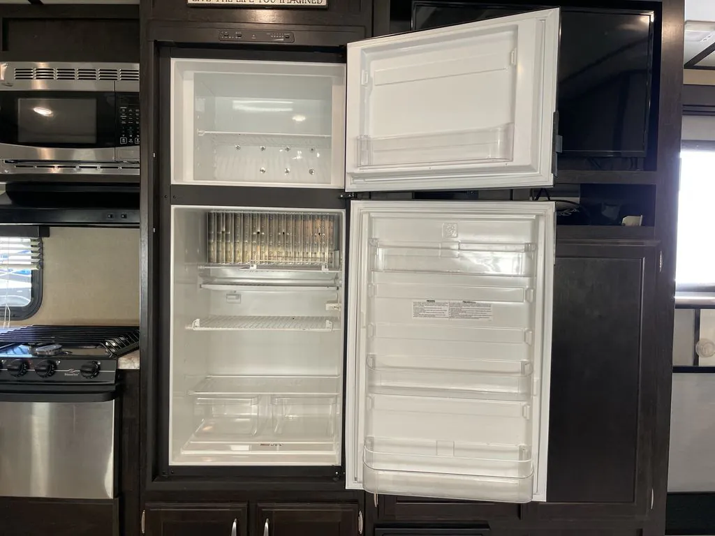2017 Grand Design Imagine 2800BH, Photos photo 33