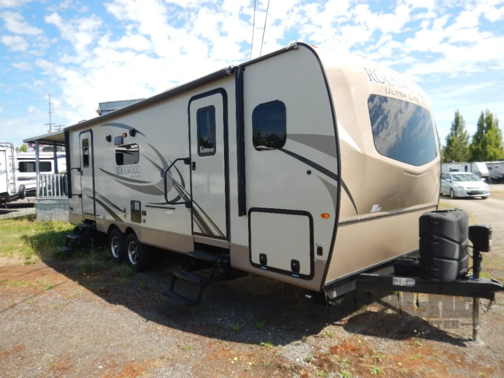 2019 Forest River Rockwood Ultra Lite 2612WS - Photo 2