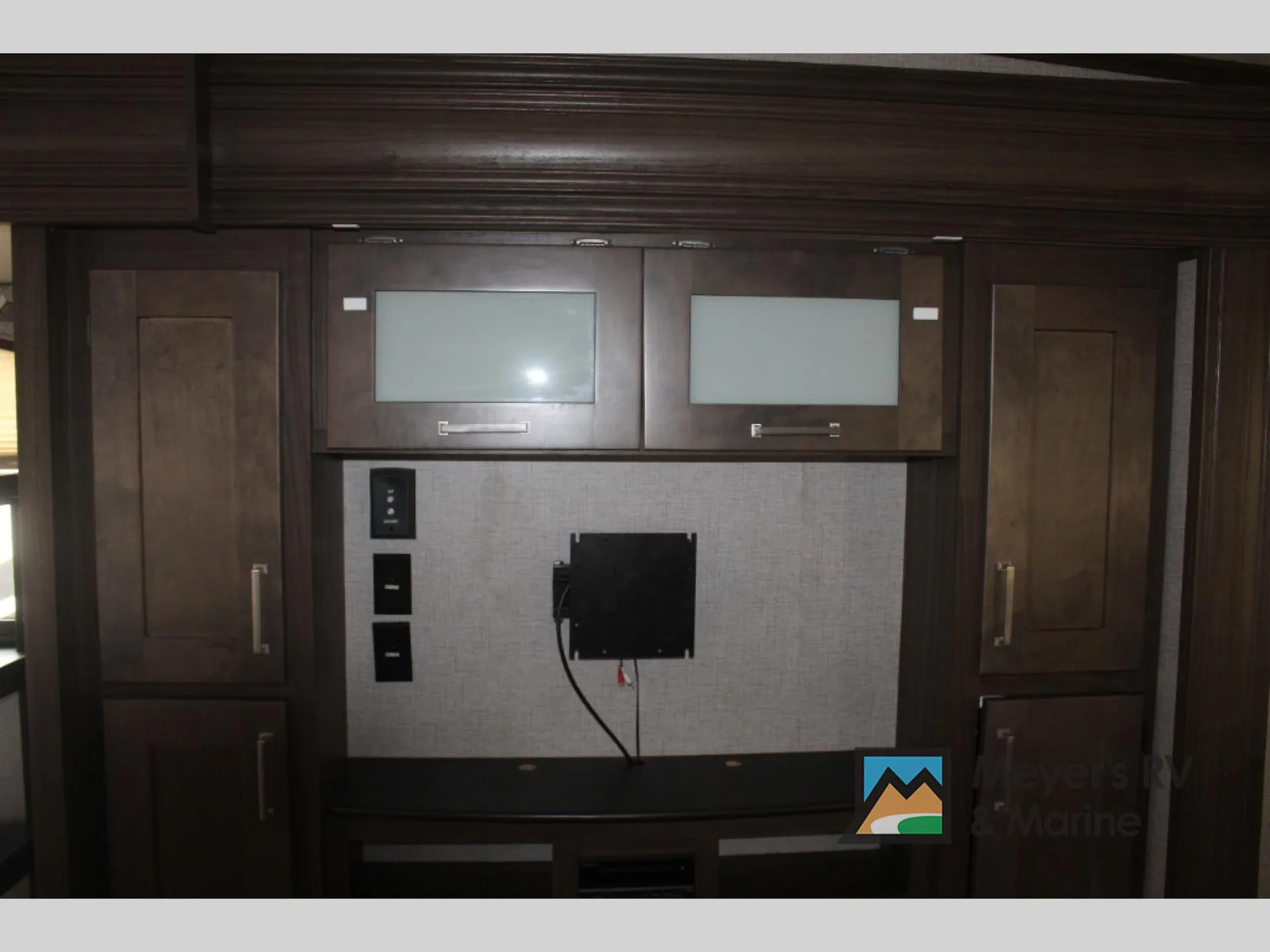 2019 Keystone Laredo 298SRL - Photo 3