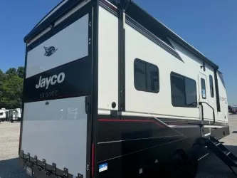 2027 Jayco Seismic Travel Trailer Toy Hauler 214 - Photo 4