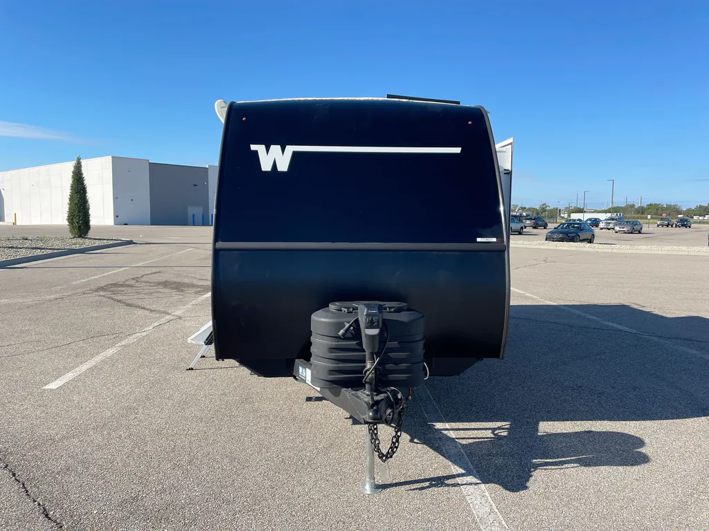 2027 Winnebago Micro Minnie 2108DS, Photos photo 4