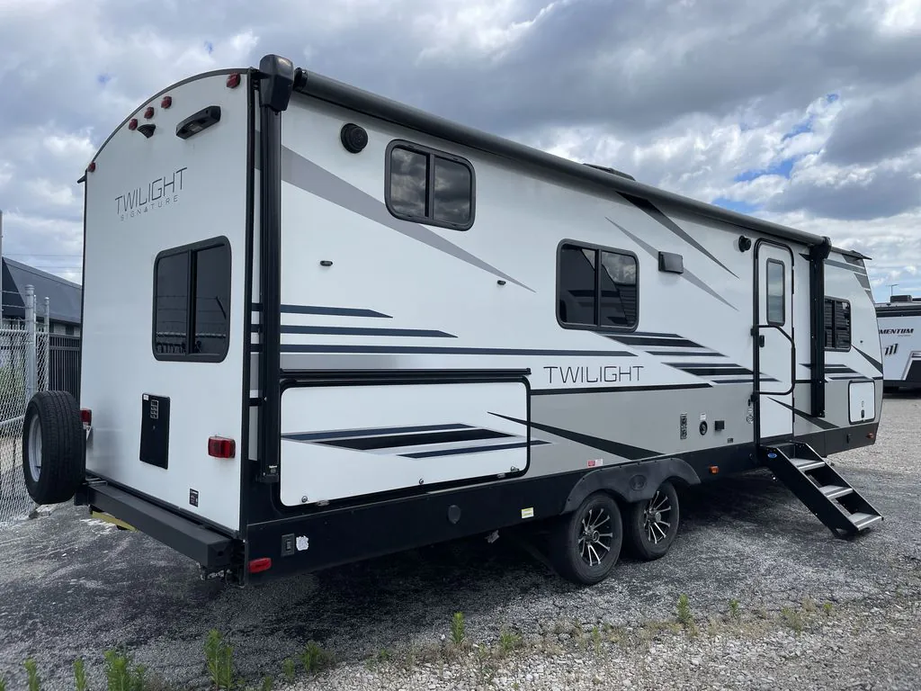 2022 Cruiser RV Twilight Signature TWS 2600 - Photo 4