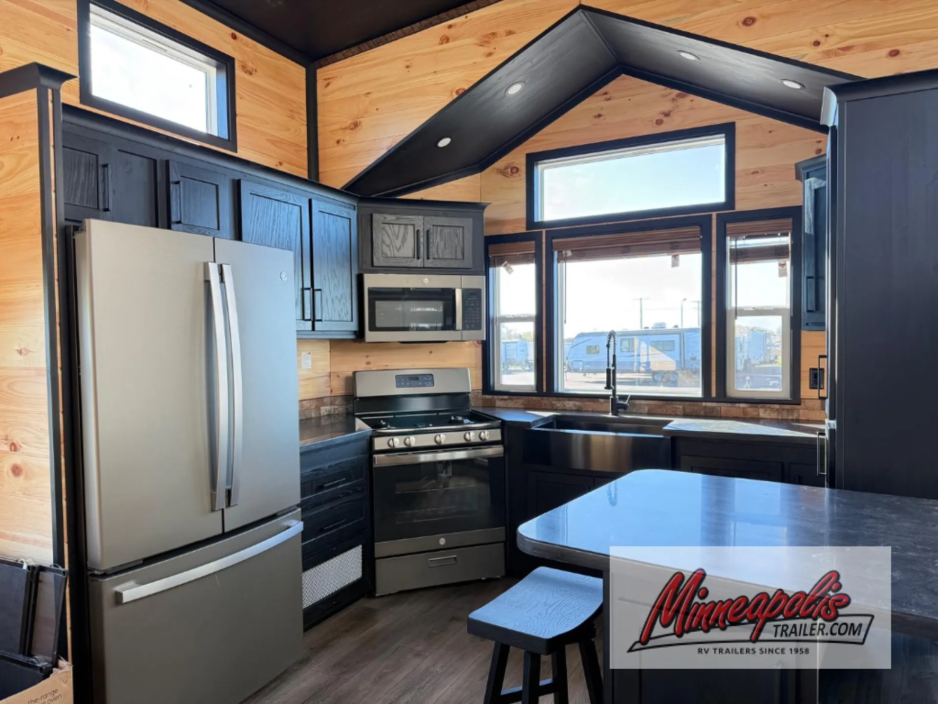 2027 Kropf Island 6178 - Photo 4