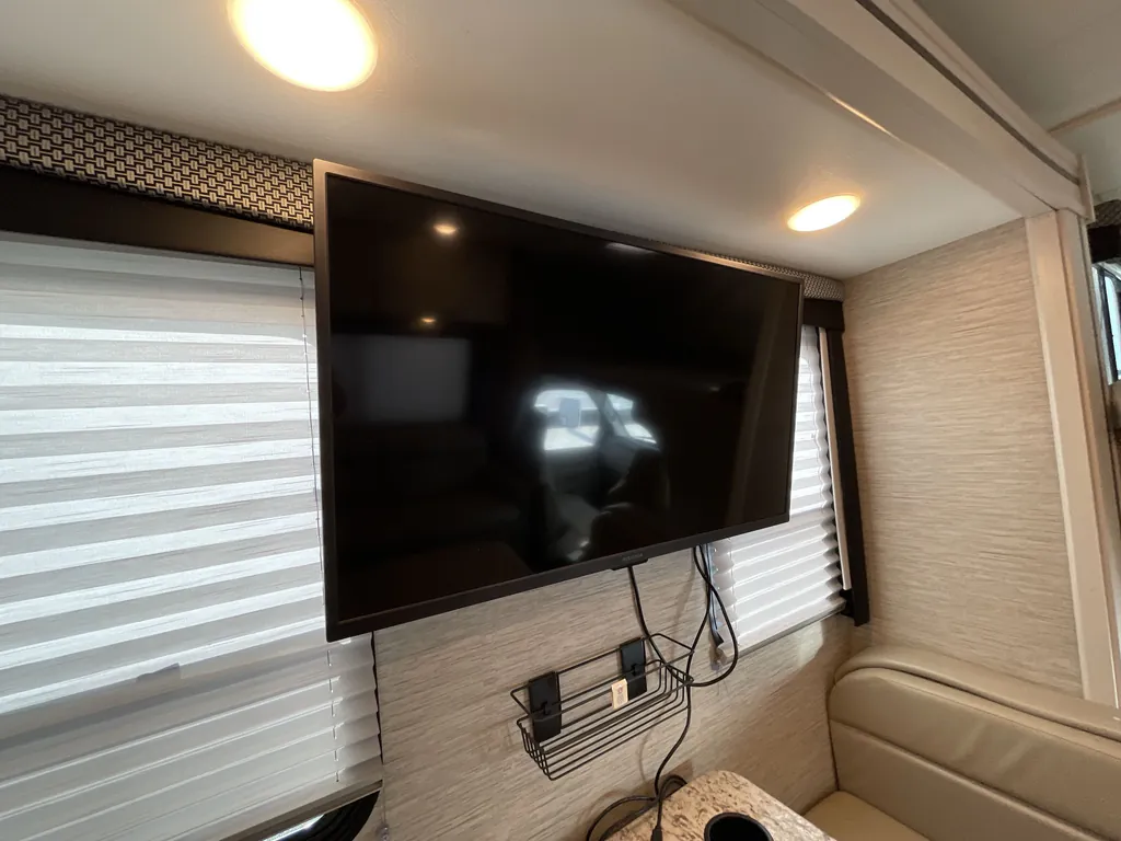 2023 Thor Motor Coach Freedom Elite 31FE, Photos photo 13