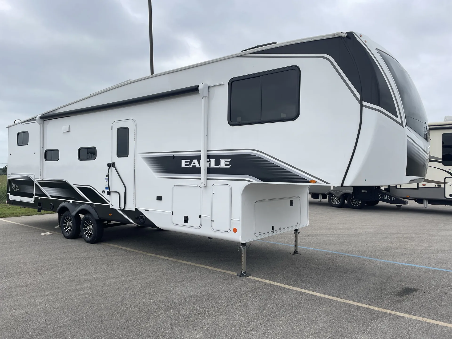 2025 Jayco Eagle HT 31QCD - Photo 2