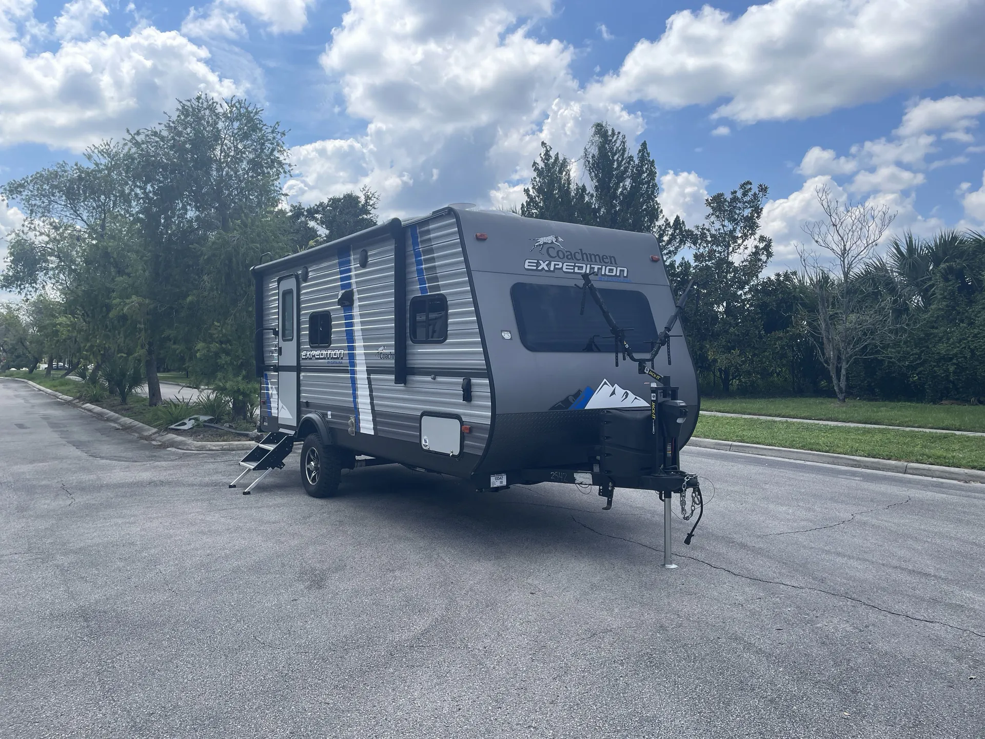 2021 Coachmen Catalina Expedition 192FQS - Photo 2