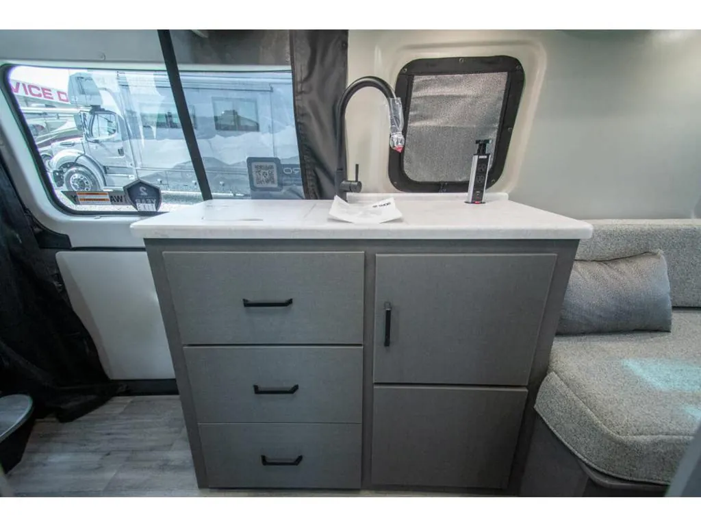 2026 Thor Motor Coach Tellaro Sport 20U, Photos photo 9