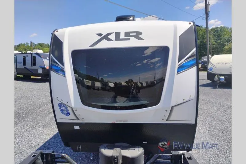 2022 Forest River RV XLR Hyper Lite 3310 - Photo 4