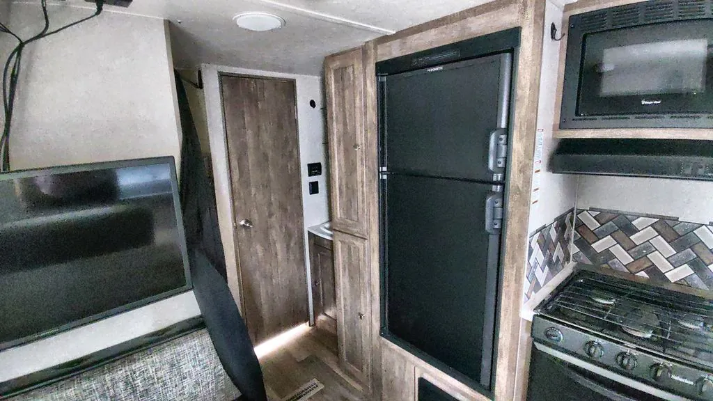 2019 Palomino Puma XLE Lite 22RBC, Photos photo 26