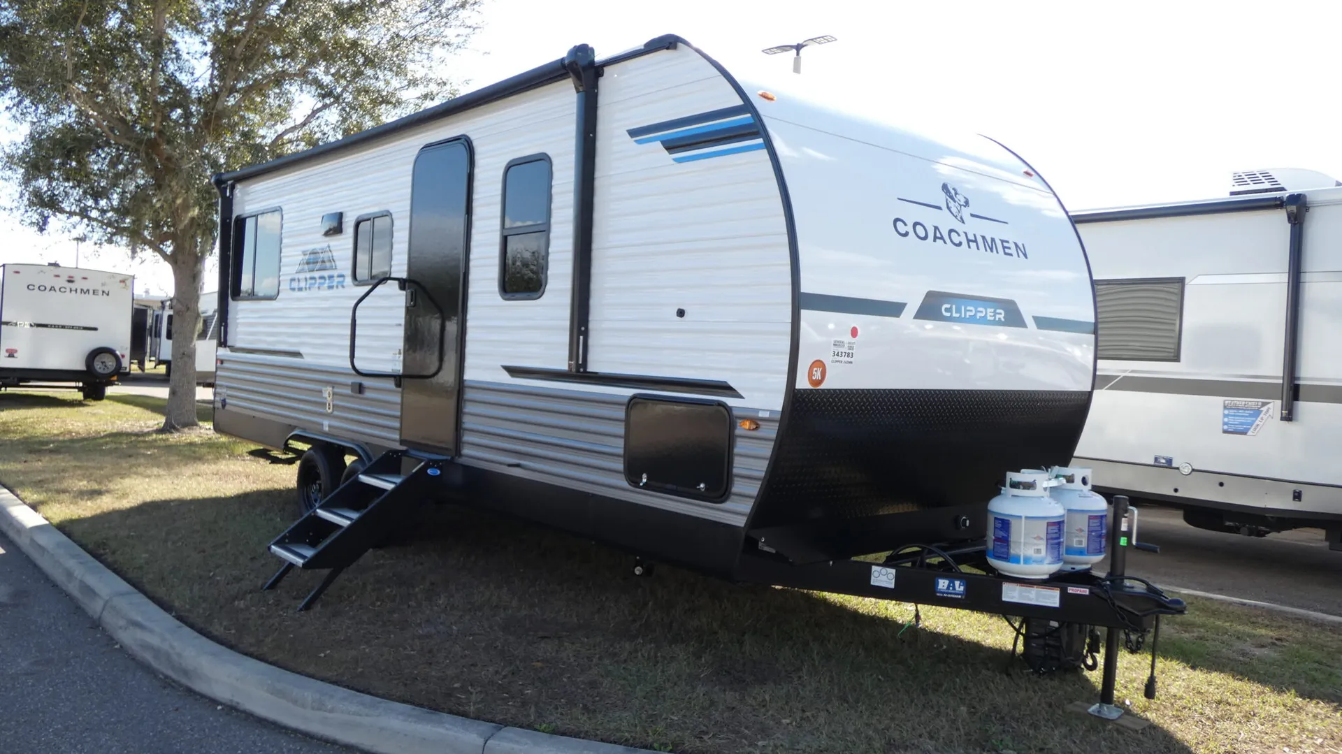 2026 Coachmen Clipper 5K Series 242MK - Photo 2