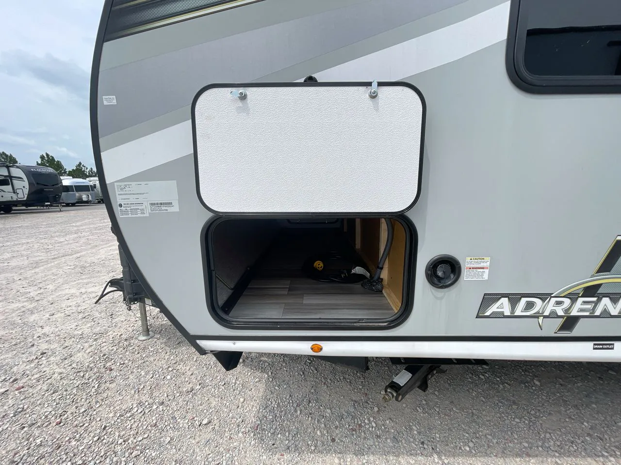 2023 Coachmen Adrenaline 23LT - Photo 3