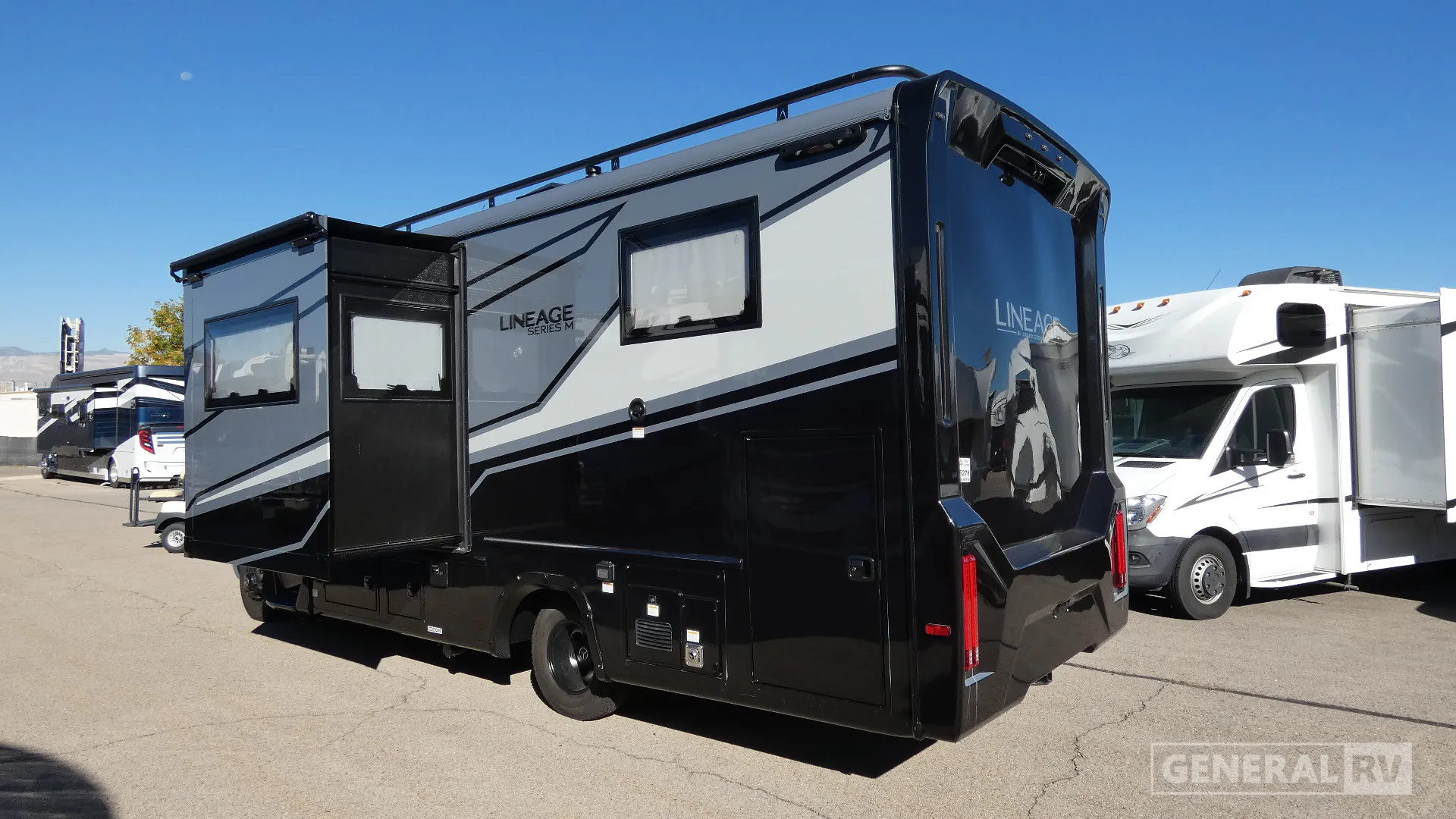 2026 Grand Design Lineage Series M 25TK - Photo 4