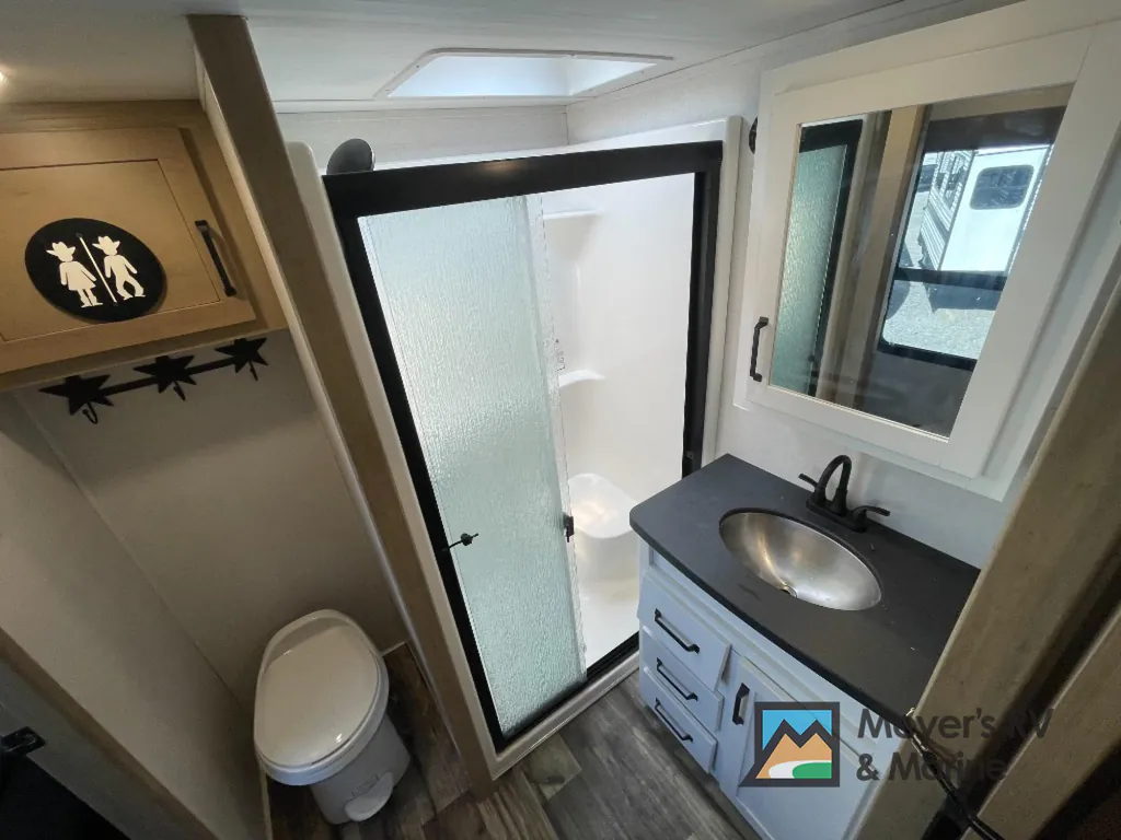 2023 Keystone Raptor 362, Photos photo 19