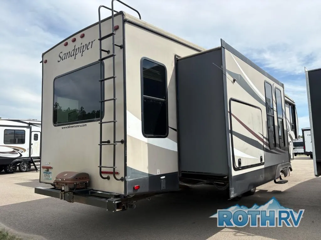 2015 Forest River RV Sandpiper 35ROK - Photo 3