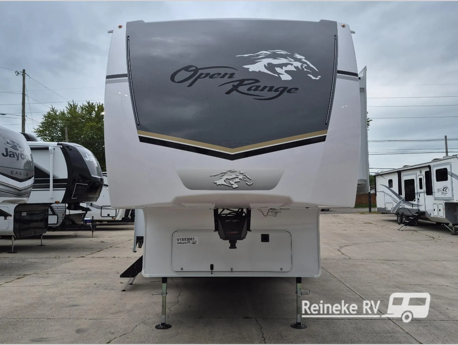 2027 Highland Ridge Roamer 29RLDS - Photo 3