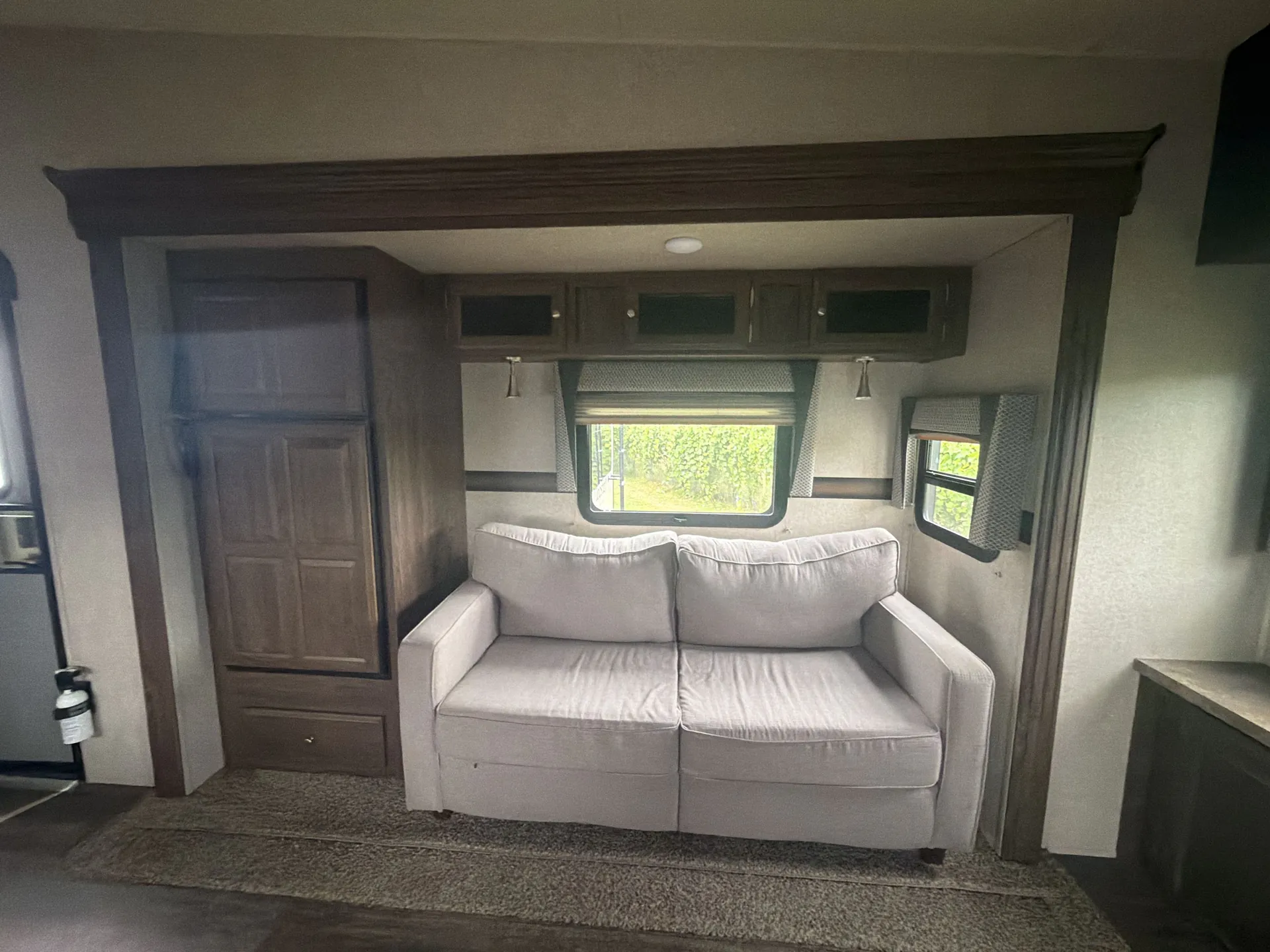 2018 Forest River Rockwood Ultra Lite 2650WS — living area main