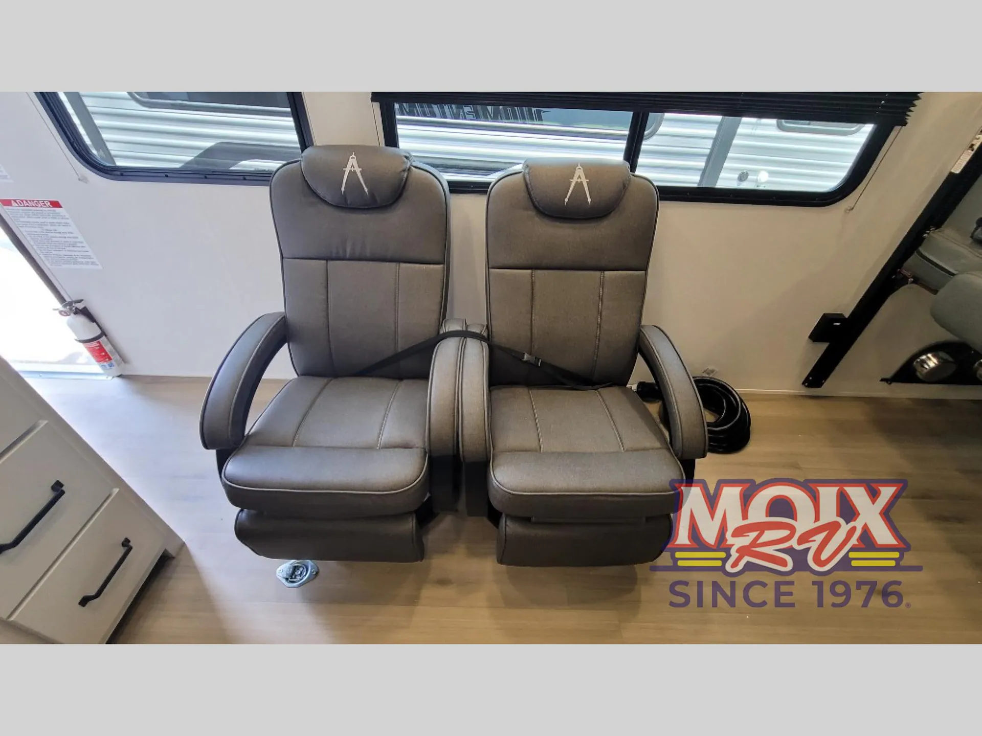 2027 Grand Design Momentum G-Class 25G - Photo 3