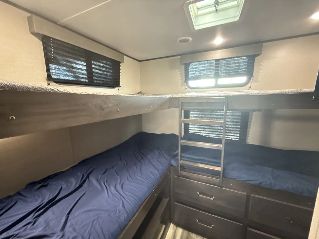 2023 Grand Design Transcend Xplor 321BH, Photos photo 26