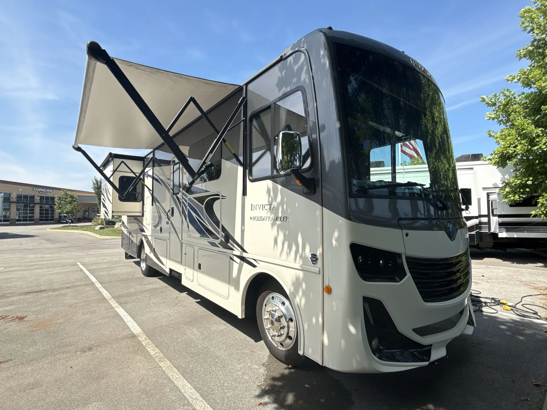 2020 Holiday Rambler Invicta 33HB - Photo 2