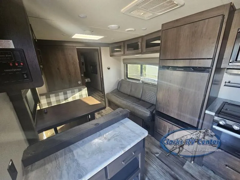 2022 Grand Design Transcend Xplor 255FK - Photo 4
