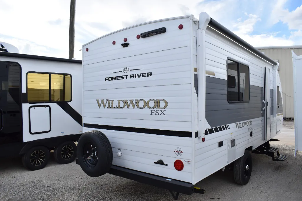 2026 Forest River Wildwood FSX 177ICE — Photo 6