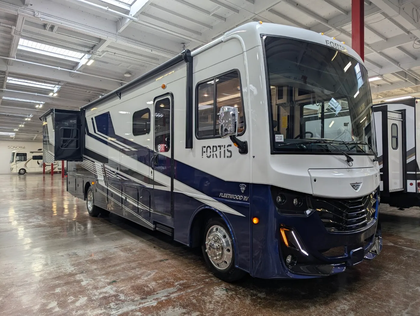 2026 Fleetwood Fortis 34MB - Photo 2