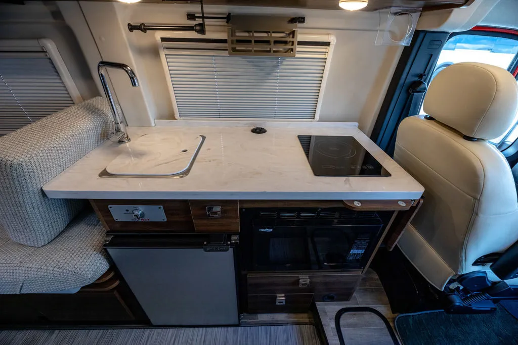 2023 Winnebago Travato 59KL, Photos photo 12