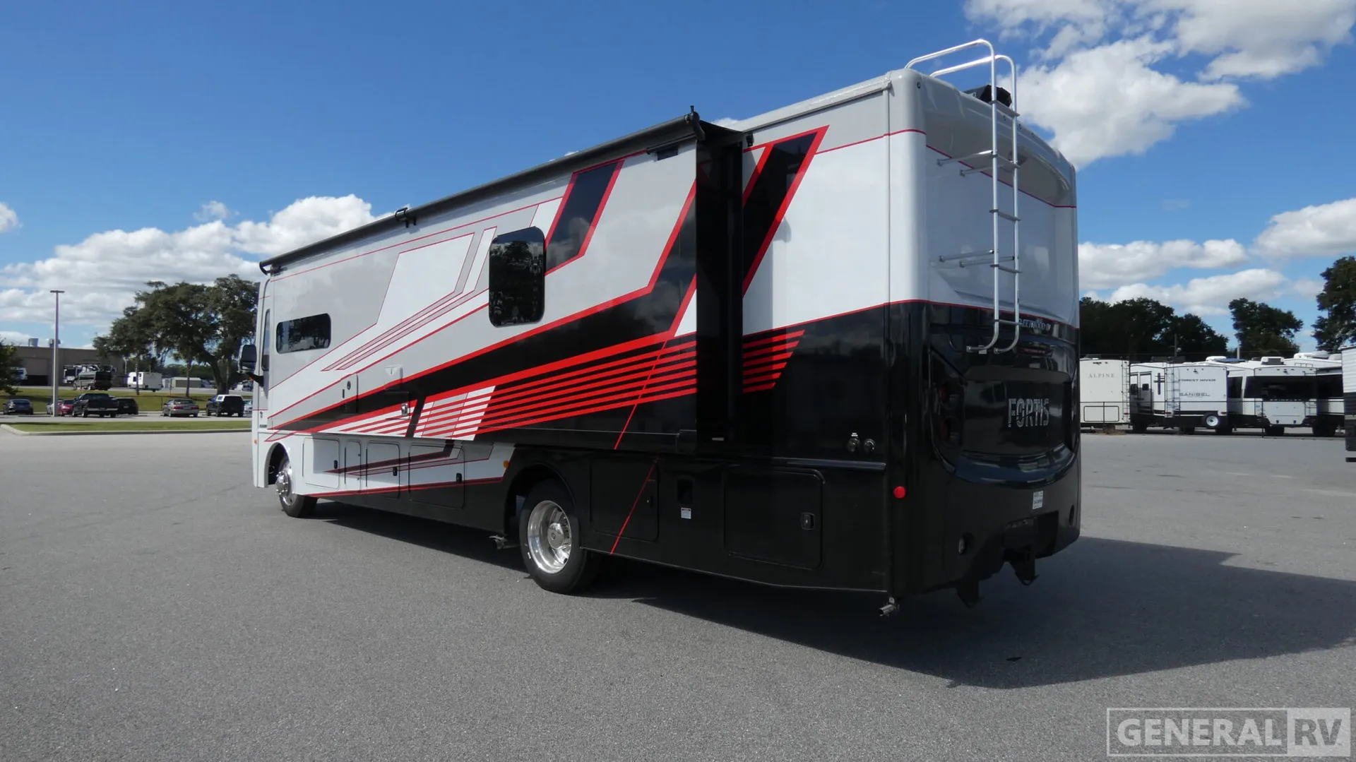 2026 Fleetwood Fortis 33HB - Photo 4