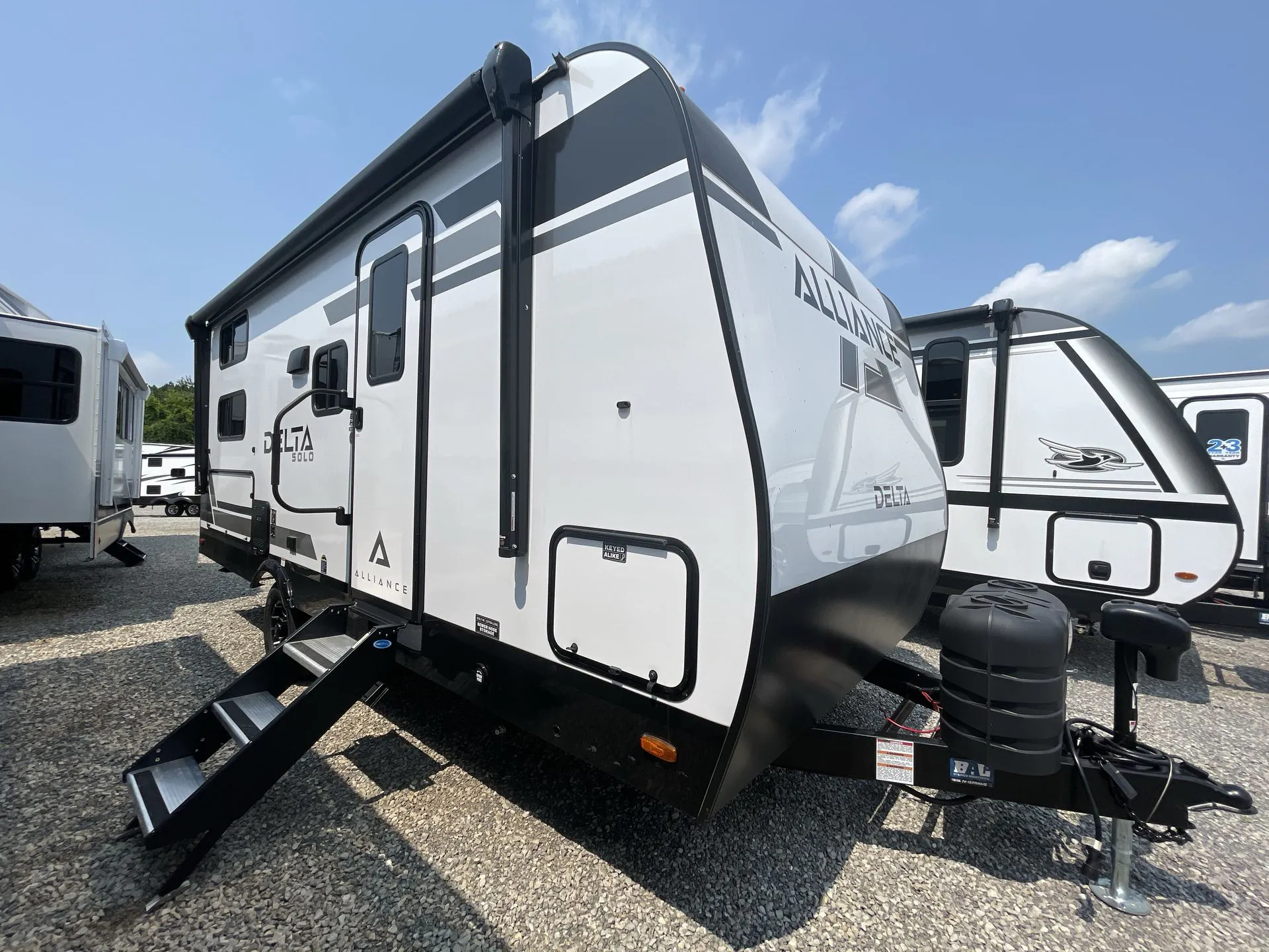 2027 Alliance RV Delta Solo BH181 - Photo 2