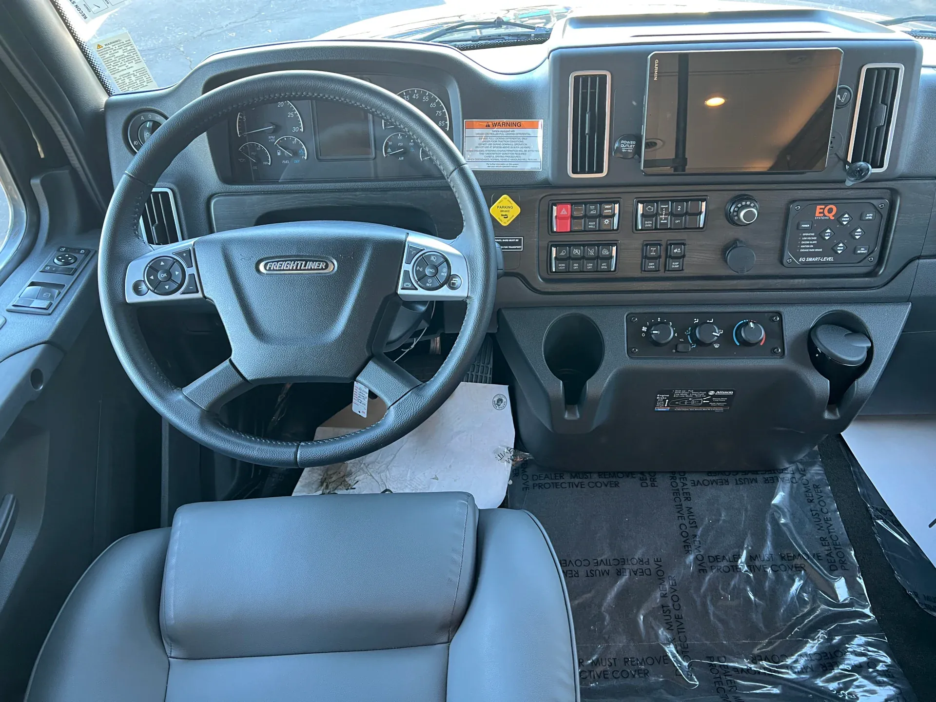2026 Renegade RV Verona LE 40LRB - Photo 3