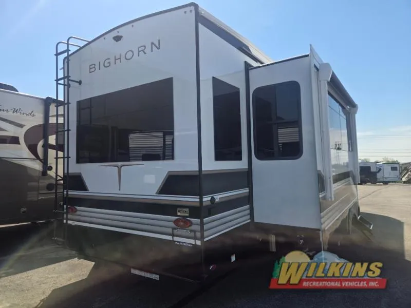 2026 Heartland Bighorn 31RL - Photo 4