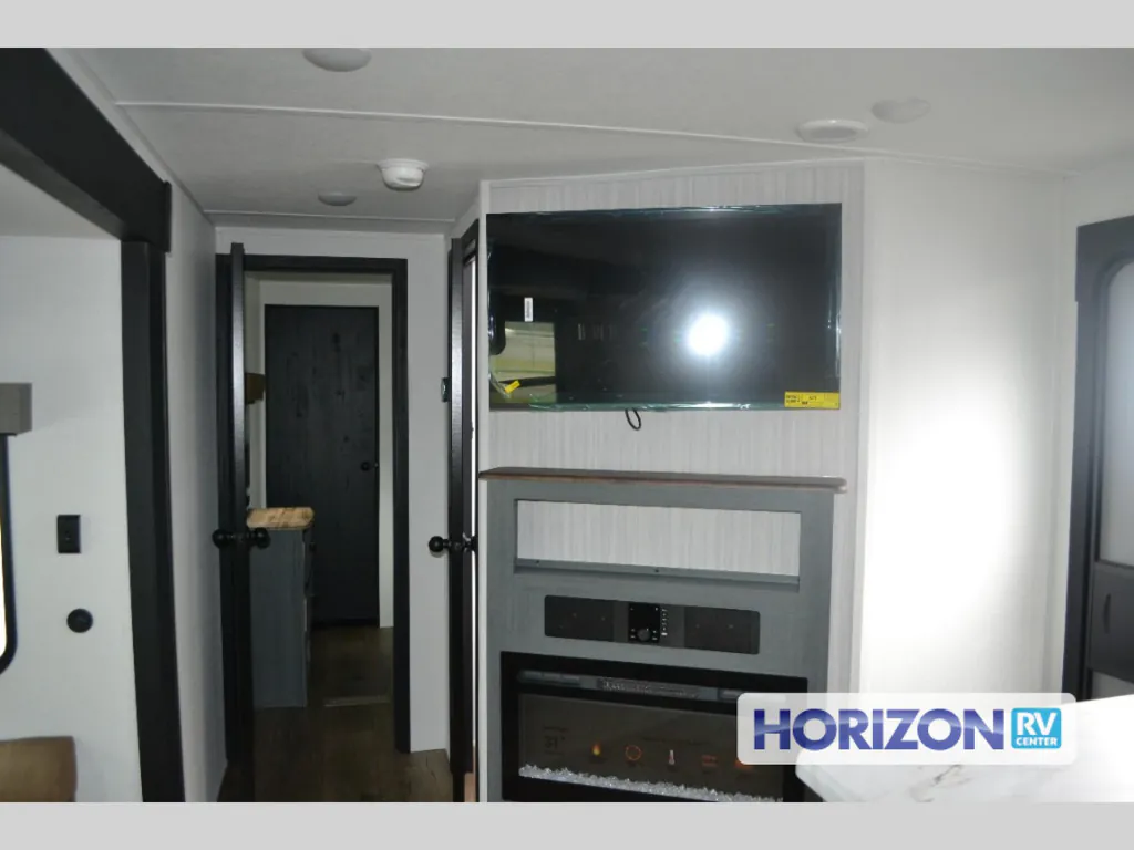 2027 Forest River Puma 32BHQS, Photos photo 10