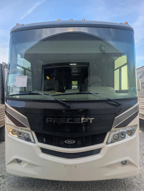 2018 Jayco Precept 33U, Photos photo 4