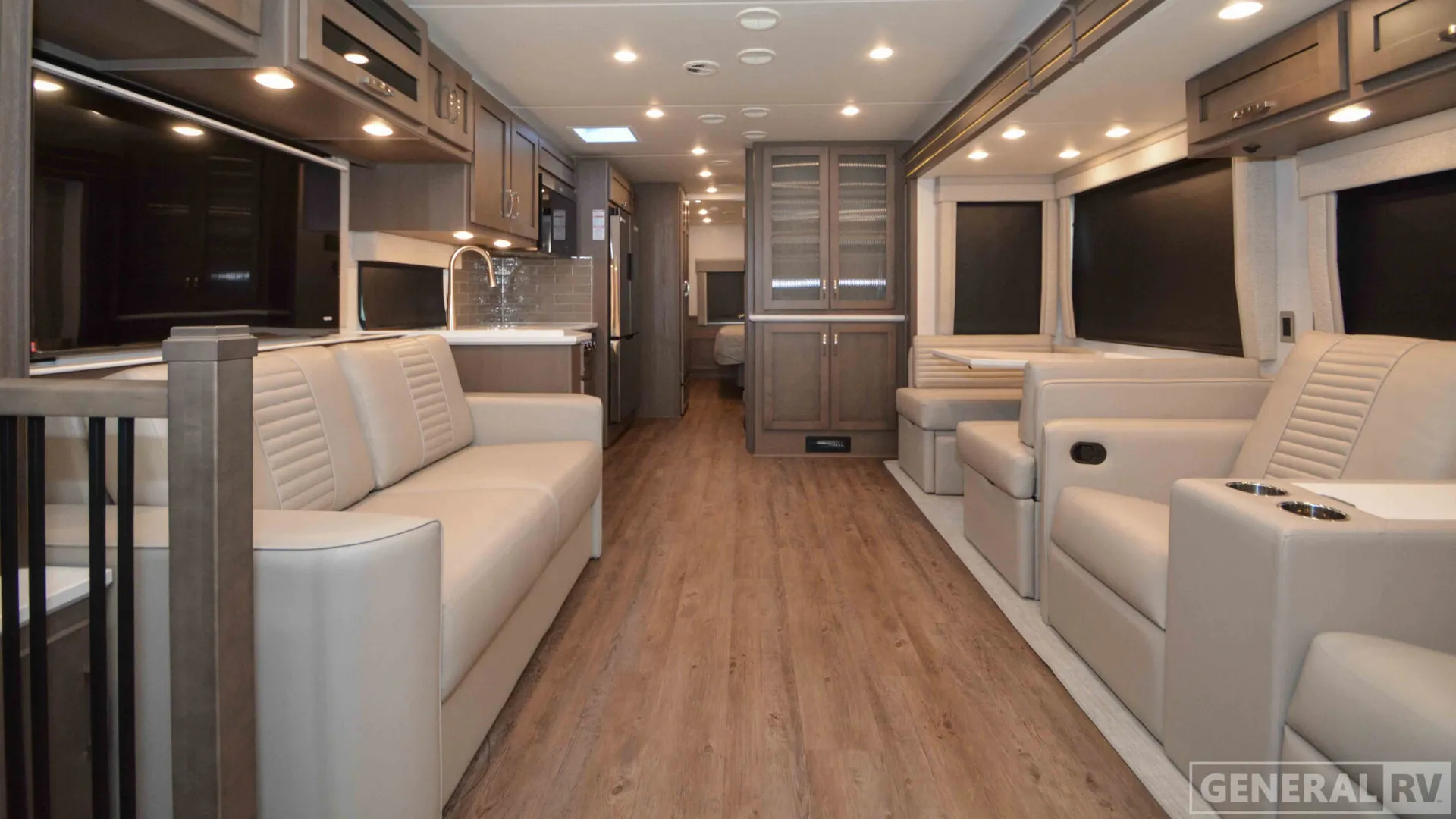 2026 Newmar Bay Star 3626 - Photo 3