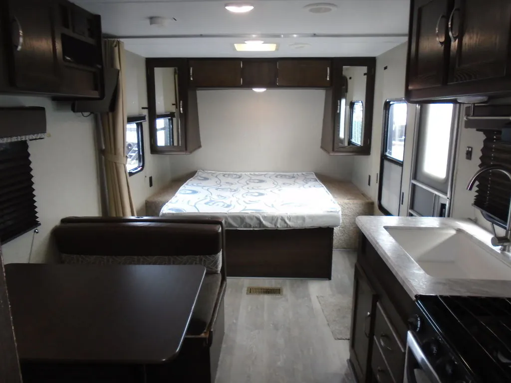 2019 Keystone Springdale 220BHWE, Photos photo 27