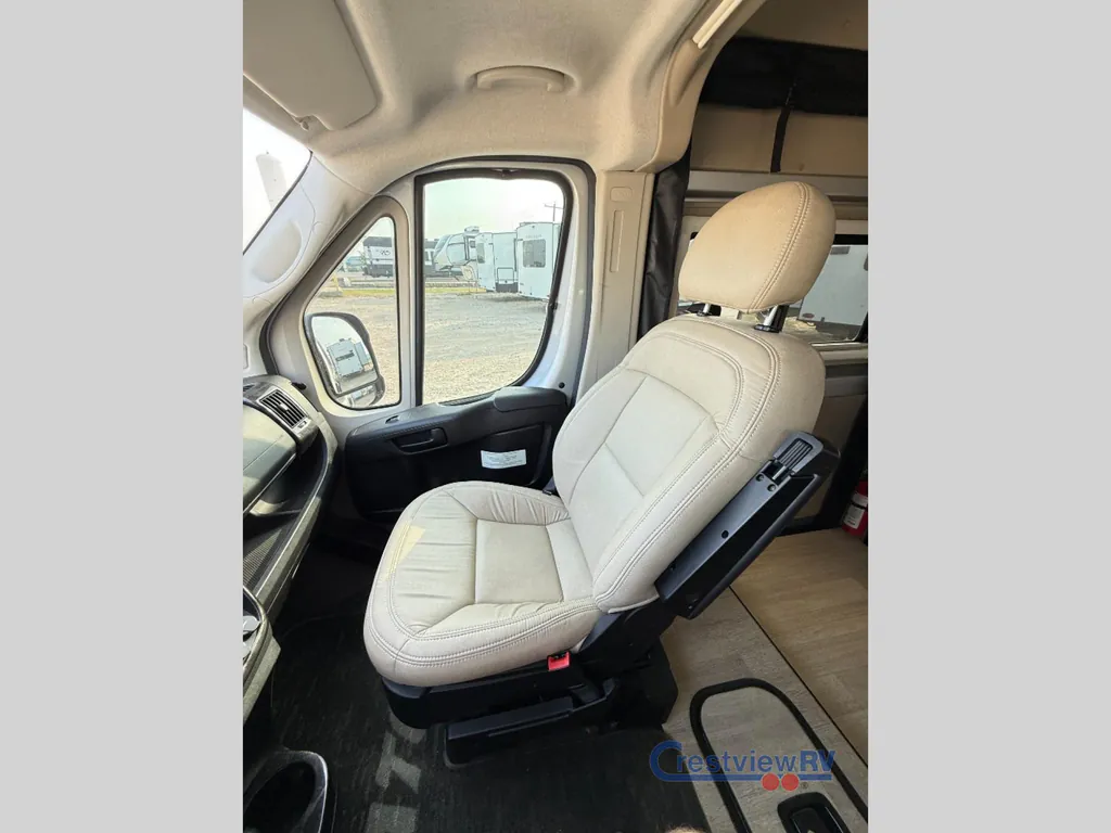 2020 Winnebago Travato 59KL, Photos photo 23